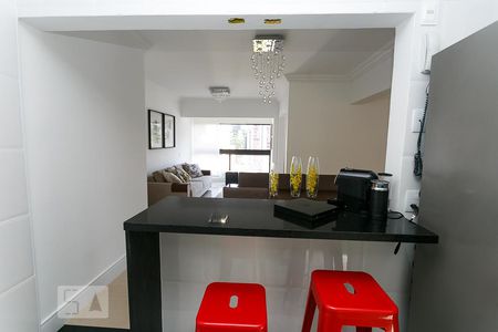 Apartamento à venda com 95m², 2 quartos e 2 vagas Apartamento à venda com 95m², 2 quartos e 2 vagasCozinha - Armários