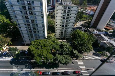 Apartamento à venda com 95m², 2 quartos e 2 vagas Apartamento à venda com 95m², 2 quartos e 2 vagasVista
