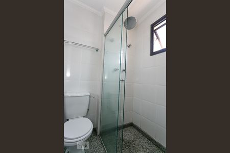 Apartamento à venda com 95m², 2 quartos e 2 vagas Apartamento à venda com 95m², 2 quartos e 2 vagasBanheiro da Suíte 2