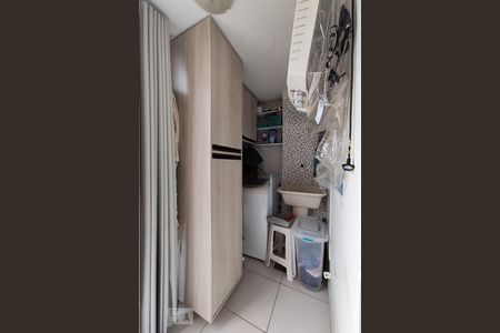 Apartamento para alugar com 49m², 2 quartos e 1 vagaÁrea de Serviço