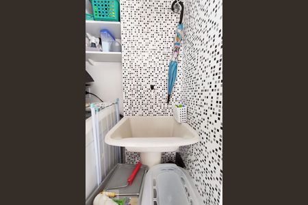 Apartamento para alugar com 49m², 2 quartos e 1 vagaÁrea de Serviço