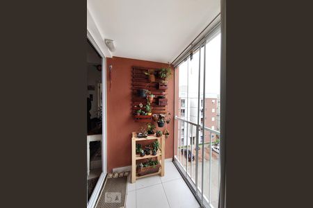 Apartamento para alugar com 49m², 2 quartos e 1 vagaSacada