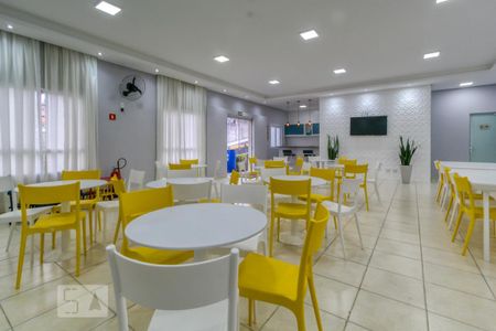 Apartamento à venda com 80m², 2 quartos e 1 vagaÁrea comum - Salão de festas