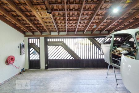 Casa à venda com 222m², 3 quartos e 3 vagasGaragem