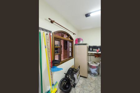 Casa à venda com 222m², 3 quartos e 3 vagasQuarto de serviço