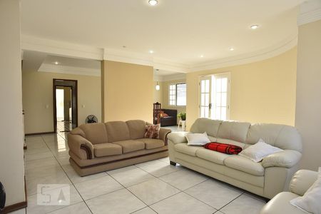 Sala de casa de condomínio à venda com 5 quartos, 385m² em Taquara, Rio de Janeiro