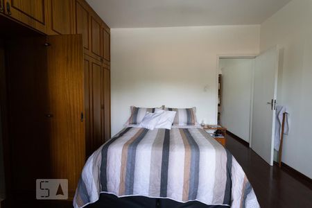 Casa à venda com 160m², 3 quartos e 2 vagas Casa à venda com 160m², 3 quartos e 2 vagasSuíte 3