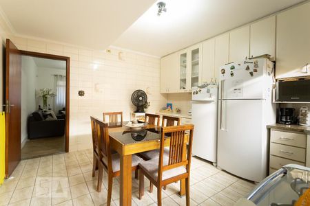 Casa à venda com 160m², 3 quartos e 2 vagas Casa à venda com 160m², 3 quartos e 2 vagasCozinha