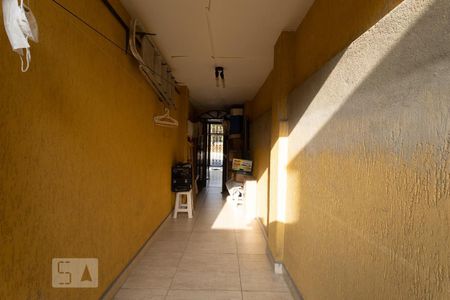 Casa à venda com 160m², 3 quartos e 2 vagas Casa à venda com 160m², 3 quartos e 2 vagasCorredor Externo