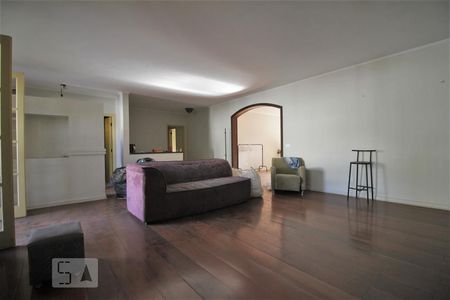 Sala de casa para alugar com 4 quartos, 380m² em Vila Inah, São Paulo