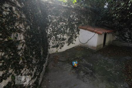 Casa para alugar com 380m², 4 quartos e 3 vagasCanil