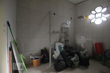 Casa para alugar com 380m², 4 quartos e 3 vagasBanheiro