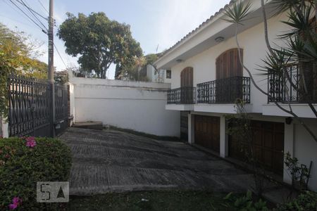 Casa para alugar com 380m², 4 quartos e 3 vagasGaragem