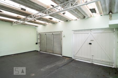 Casa à venda com 220m², 3 quartos e 4 vagasGaragem