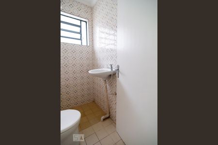 Casa à venda com 220m², 3 quartos e 4 vagasBanheiro Edícula