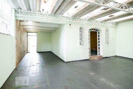 Casa à venda com 220m², 3 quartos e 4 vagasGaragem