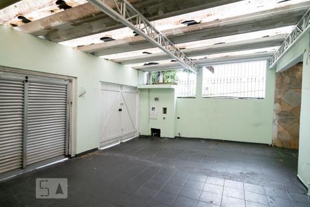 Casa à venda com 220m², 3 quartos e 4 vagasGaragem
