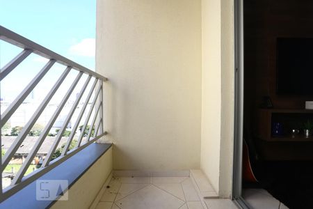 Sacada de apartamento à venda com 3 quartos, 67m² em Continental, Osasco