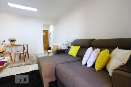 Sala de apartamento à venda com 3 quartos, 67m² em Continental, Osasco