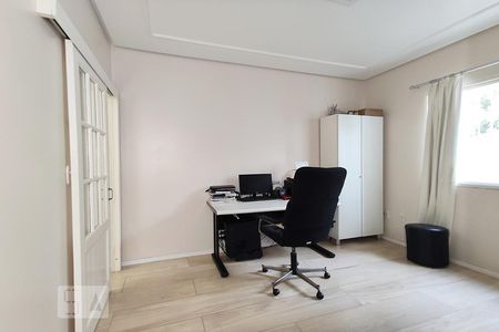 Casa de condomínio à venda com 153m², 3 quartos e 2 vagasEscritório