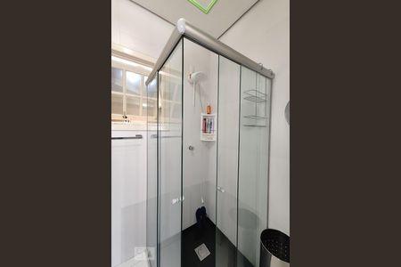 Casa de condomínio à venda com 153m², 3 quartos e 2 vagasBanheiro 2