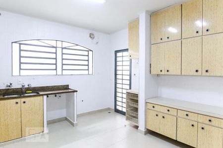 Casa para alugar com 379m², 4 quartos e 3 vagasCozinha