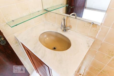 Casa para alugar com 379m², 4 quartos e 3 vagasBanheiro da Suíte