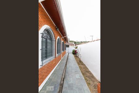 Casa para alugar com 379m², 4 quartos e 3 vagasCorredor Lateral
