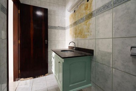 Banheiro Suíte  de casa de condomínio para alugar com 2 quartos, 100m² em Vila Carrao, São Paulo