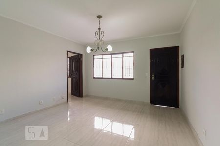 Sala  de casa de condomínio para alugar com 2 quartos, 100m² em Vila Carrao, São Paulo