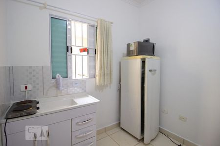 cozinha de apartamento para alugar com 1 quarto, 20m² em Vila Gomes, São Paulo