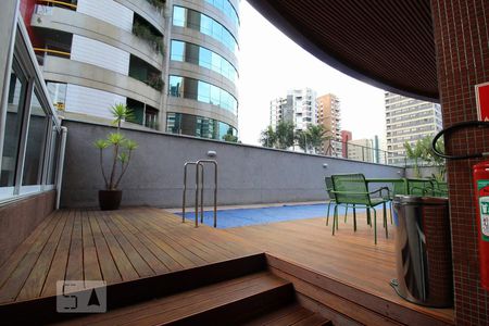 Apartamento para alugar com 275m², 4 quartos e 4 vagasPiscina