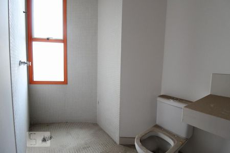 Apartamento para alugar com 275m², 4 quartos e 4 vagasBanheiro suíte 2