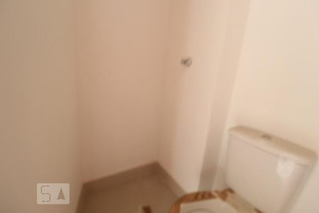 Apartamento para alugar com 275m², 4 quartos e 4 vagasBanheiro de serviço
