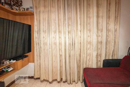 Casa à venda com 125m², 3 quartos e 1 vaga Casa à venda com 125m², 3 quartos e 1 vagaSala