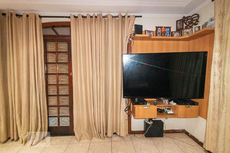 Casa à venda com 125m², 3 quartos e 1 vaga Casa à venda com 125m², 3 quartos e 1 vagaSala