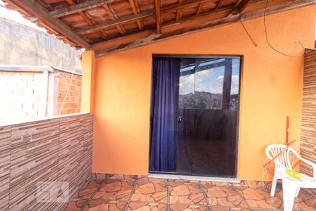 Casa à venda com 125m², 3 quartos e 1 vaga Casa à venda com 125m², 3 quartos e 1 vagaVaranda da Suíte 2