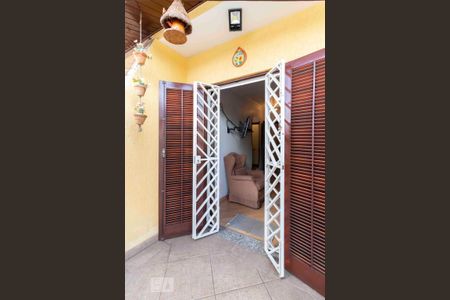 Casa à venda com 225m², 3 quartos e 2 vagasVaranda da Suíte