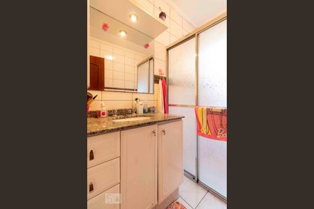 Casa à venda com 225m², 3 quartos e 2 vagasBanheiro Social