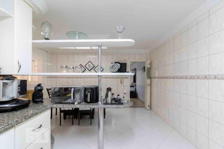 Casa à venda com 225m², 3 quartos e 2 vagasCozinha