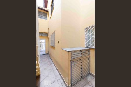 Casa à venda com 225m², 3 quartos e 2 vagasÁrea Externa - Lateral