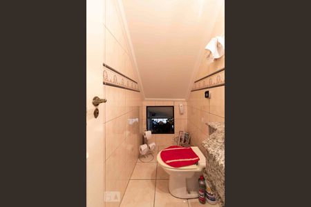 Casa à venda com 225m², 3 quartos e 2 vagasLavabo