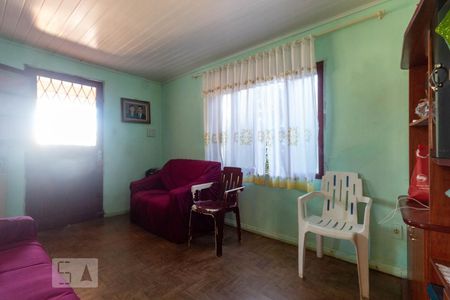 Sala de Estar de casa à venda com 2 quartos, 60m² em Cavalhada, Porto Alegre