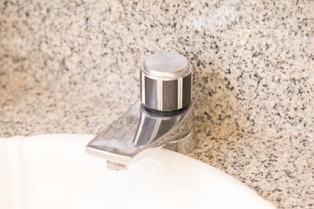 Casa à venda com 260m², 3 quartos e 3 vagasBanheiro Social