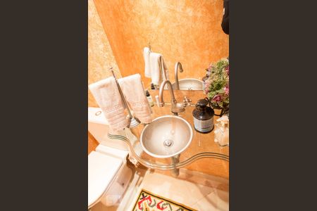 Casa à venda com 260m², 3 quartos e 3 vagasLavabo