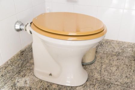 Casa à venda com 260m², 3 quartos e 3 vagasBanheiro de Serviço