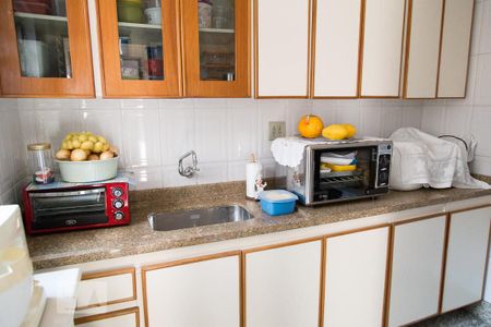 Casa à venda com 260m², 3 quartos e 3 vagasCozinha