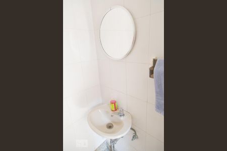 Casa à venda com 260m², 3 quartos e 3 vagasBanheiro de Serviço