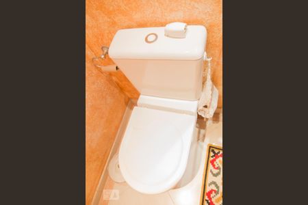 Casa à venda com 260m², 3 quartos e 3 vagasLavabo