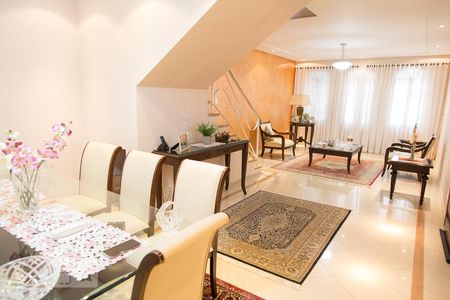 Casa à venda com 260m², 3 quartos e 3 vagasSala 1